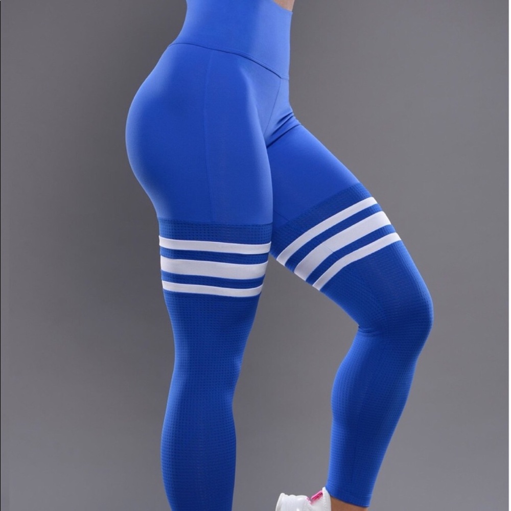 Like new Bombshell Sportswear Leggings!!